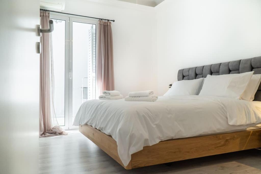 Syntagma Square, 60Sqm Platinum Suite Athene Buitenkant foto