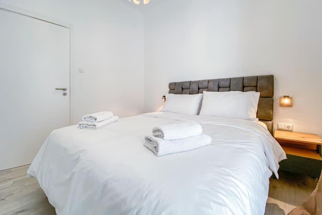 Syntagma Square, 60Sqm Platinum Suite Athene Buitenkant foto